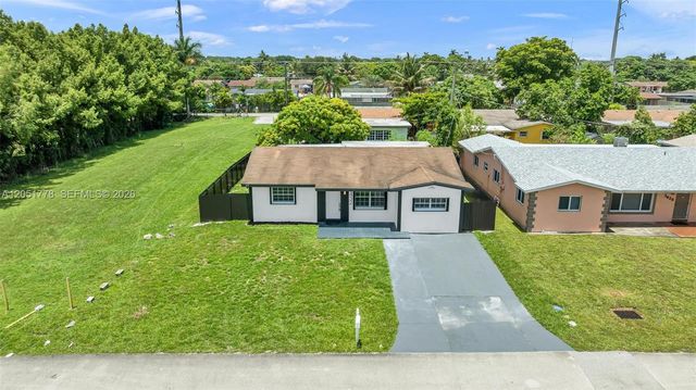 3432 SW 63rd Way, Miramar, FL 33023