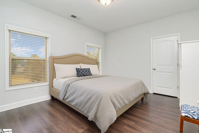 5 Knob Creek Court, Easley, SC 29642