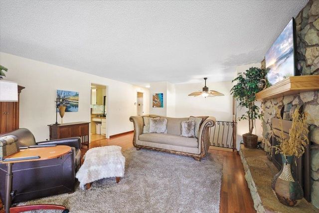 11914 N Fairwood Dr, Spokane, WA 99218