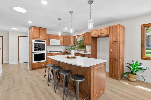 28125 North Street, Gobles, MI 49055