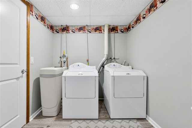 28125 North Street, Gobles, MI 49055
