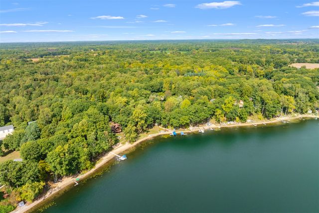 28125 North Street, Gobles, MI 49055