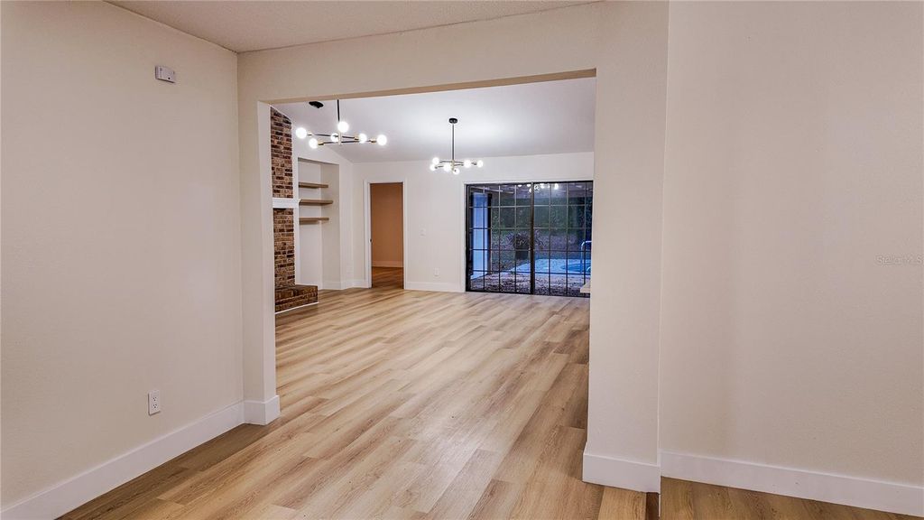 Image 34 of property listing at 5320 NE 2ND LANE, Ocala, FL 34470