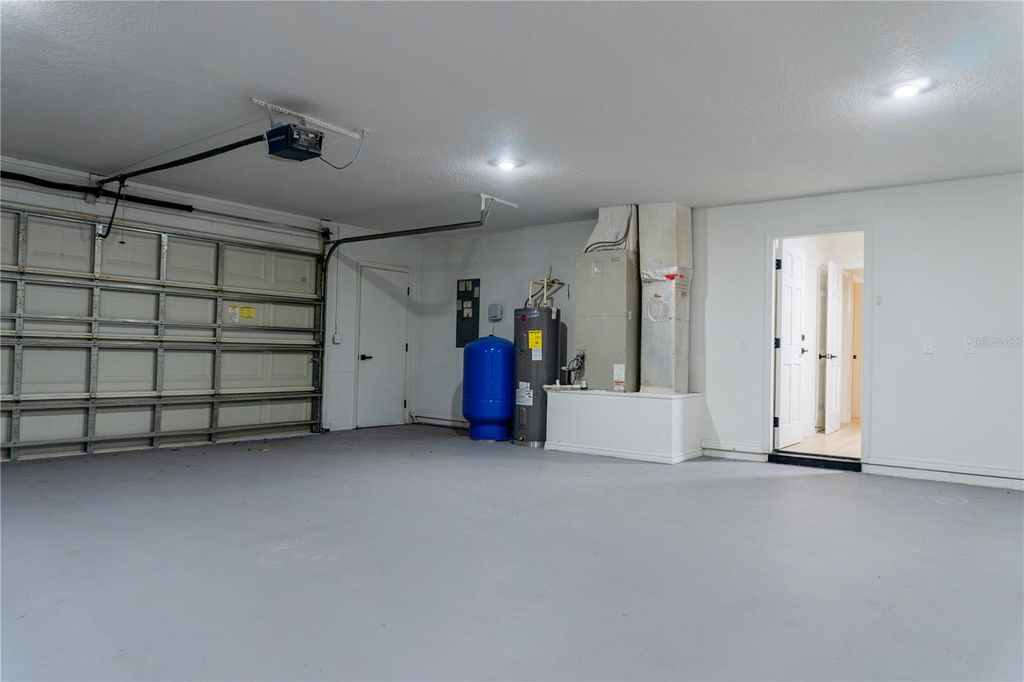 Image 44 of property listing at 5320 NE 2ND LANE, Ocala, FL 34470