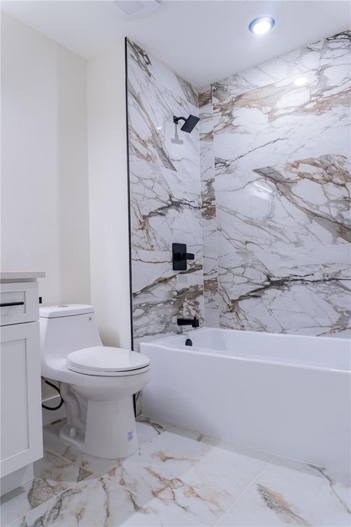 Image 52 of property listing at 5320 NE 2ND LANE, Ocala, FL 34470