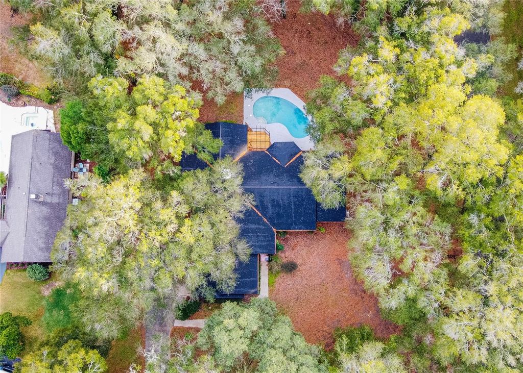 Image 63 of property listing at 5320 NE 2ND LANE, Ocala, FL 34470