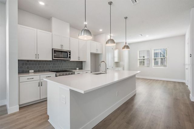 6605 N NEBRASKA AVENUE 6, Tampa, FL 33604