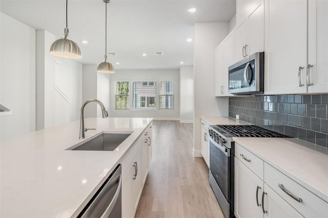 6605 N NEBRASKA AVENUE 6, Tampa, FL 33604