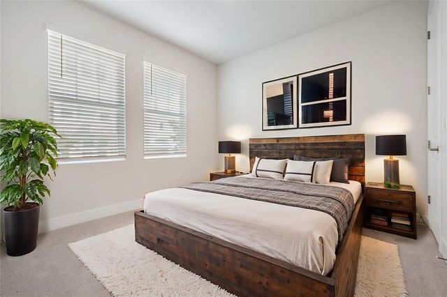 6605 N NEBRASKA AVENUE 6, Tampa, FL 33604