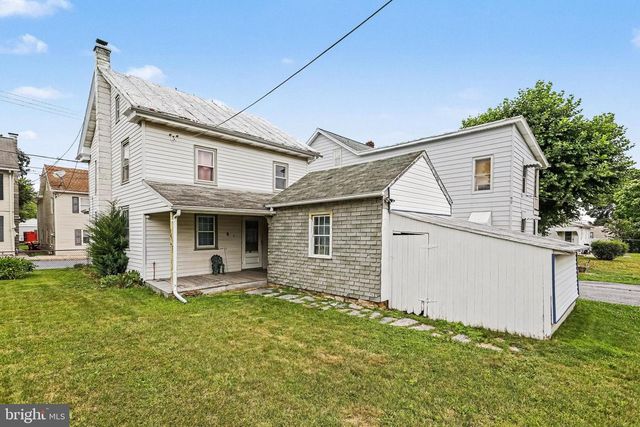 428 W QUEEN ST, Annville, PA 17003