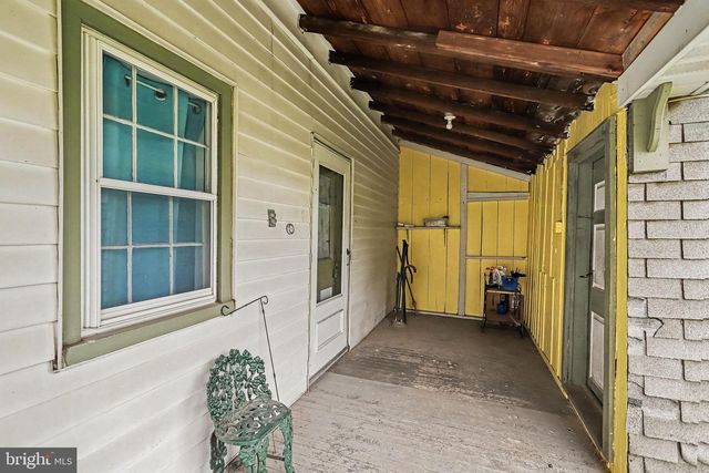 428 W QUEEN ST, Annville, PA 17003