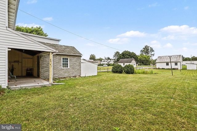 428 W QUEEN ST, Annville, PA 17003