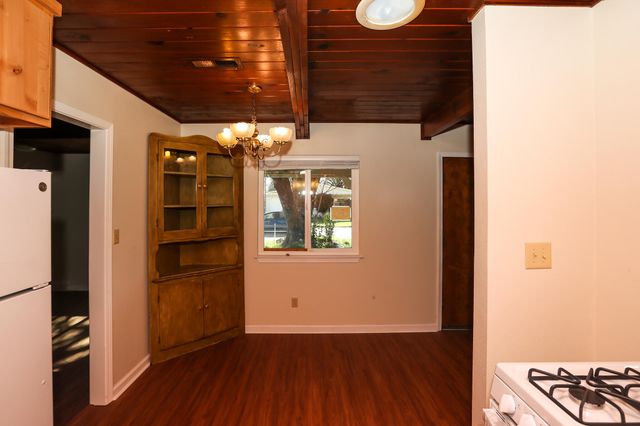 2867 Pinto Lane, Anderson, CA 96007
