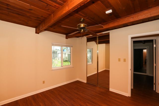 2867 Pinto Lane, Anderson, CA 96007