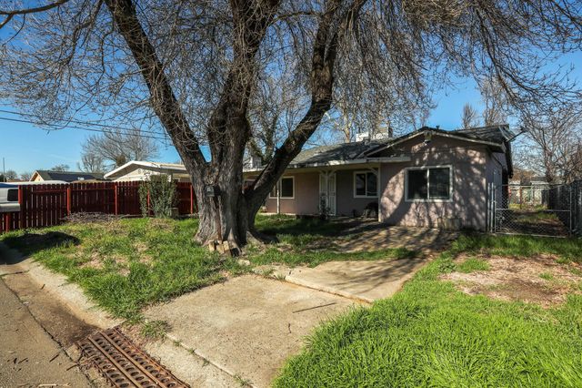 2867 Pinto Lane, Anderson, CA 96007