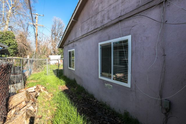 2867 Pinto Lane, Anderson, CA 96007