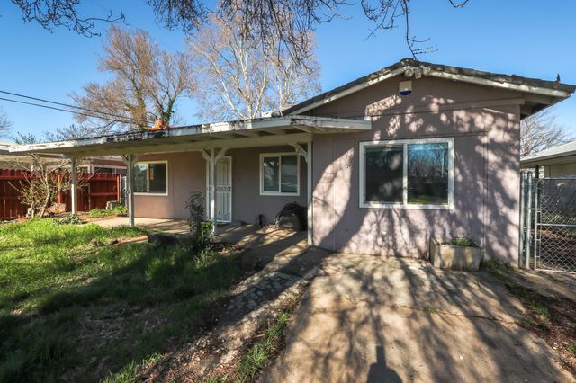 2867 Pinto Lane, Anderson, CA 96007