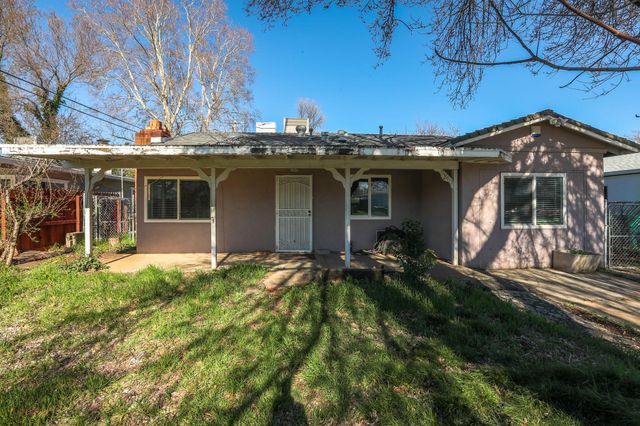 2867 Pinto Lane, Anderson, CA 96007