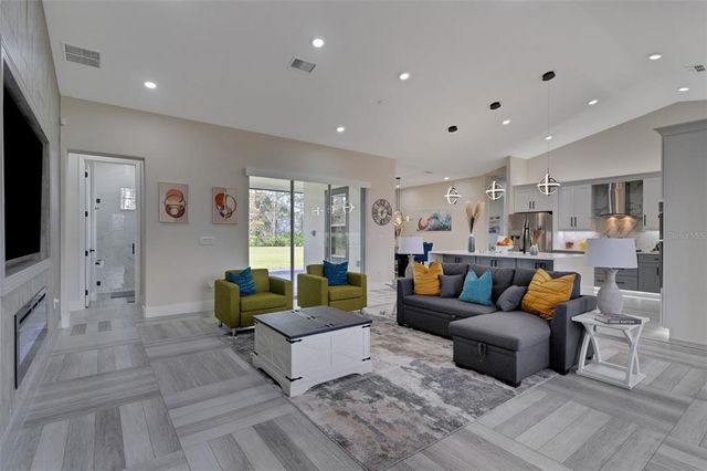5531 DALLAS BOULEVARD, Orlando, FL 32833