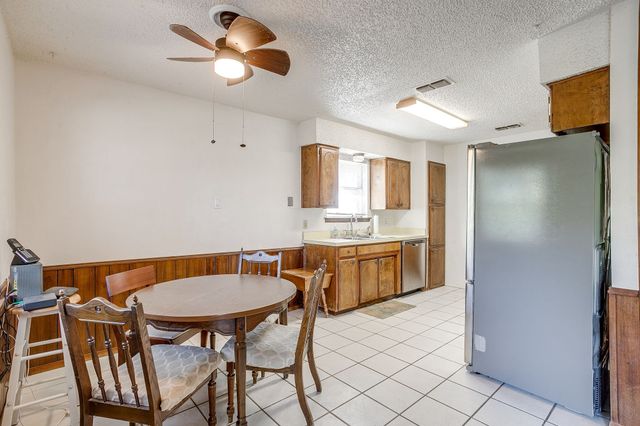 4528 Oak Drive, Alvarado, TX 76009