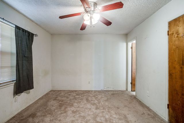 4528 Oak Drive, Alvarado, TX 76009