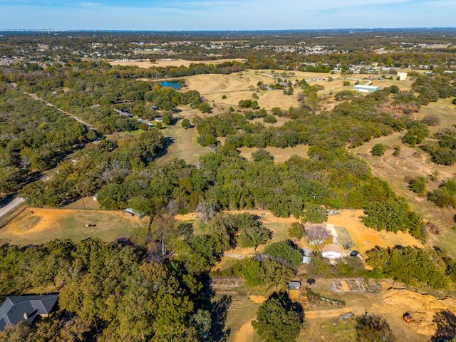 4528 Oak Drive, Alvarado, TX 76009