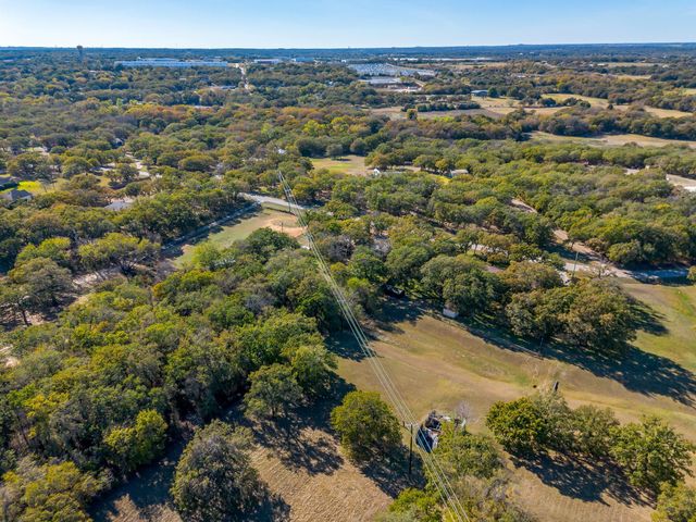 4528 Oak Drive, Alvarado, TX 76009