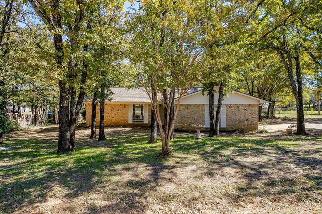 4528 Oak Drive, Alvarado, TX 76009