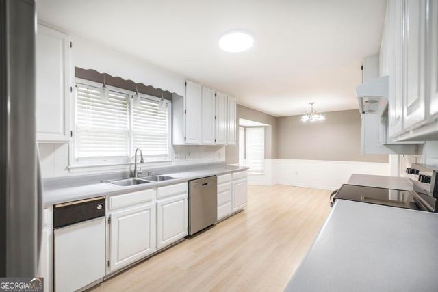 202 Rivoli Oaks Drive, Macon, GA 31210