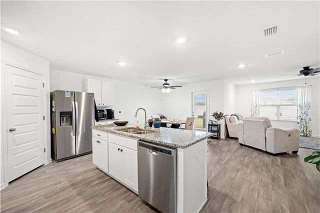 10996 Animal Kingdom Way, Daphne, AL 36526