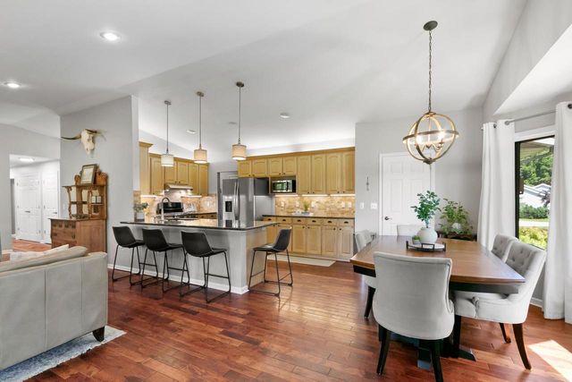 1040 Saddle Ridge, Portage, WI 53901