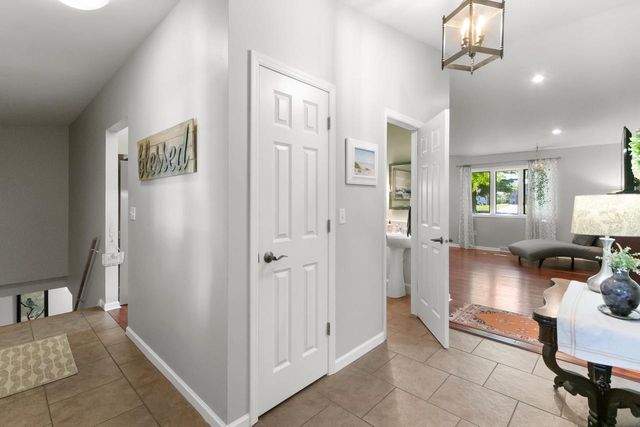 1040 Saddle Ridge, Portage, WI 53901