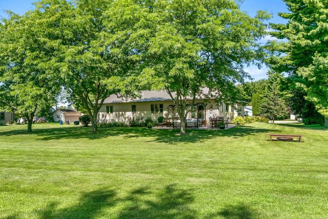 1040 Saddle Ridge, Portage, WI 53901