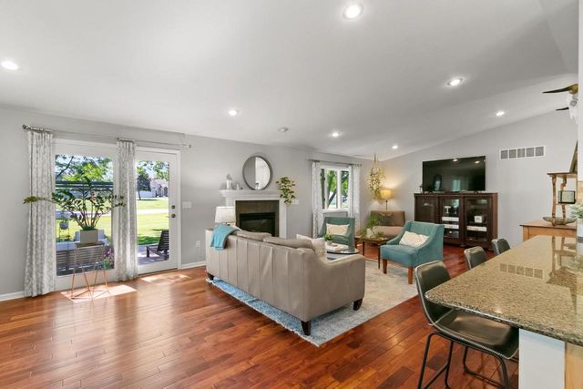 1040 Saddle Ridge, Portage, WI 53901