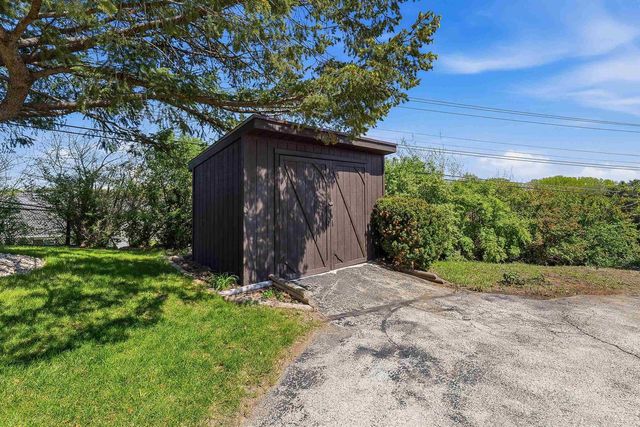 319 Hillcrest Drive, Beaver Dam, WI 53916