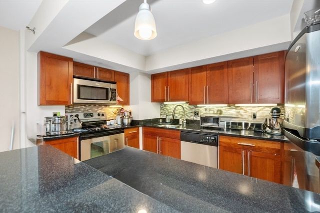 1600 Beacon St 207, Brookline, MA 02446