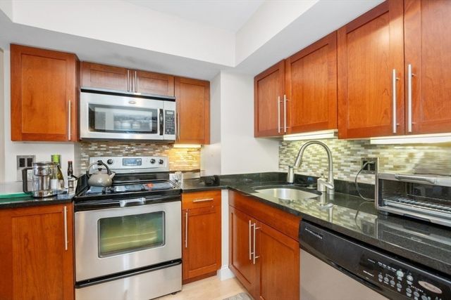 1600 Beacon St 207, Brookline, MA 02446