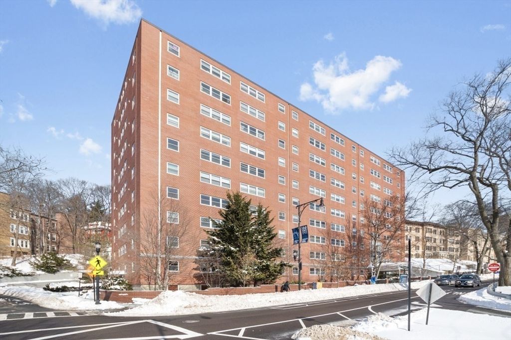 1600 Beacon St 207, Brookline, MA 02446