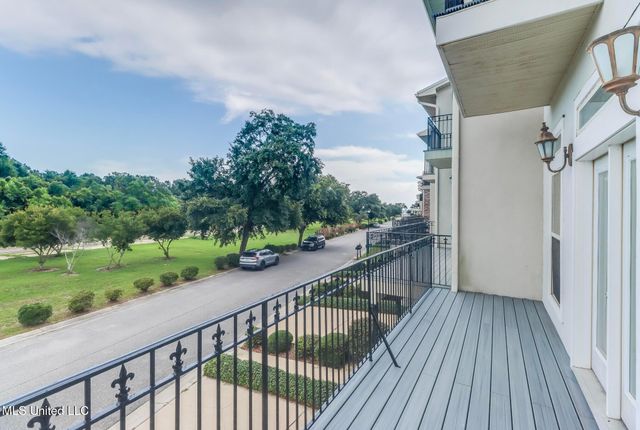 25 Oak Alley Lane, Long Beach, MS 39560