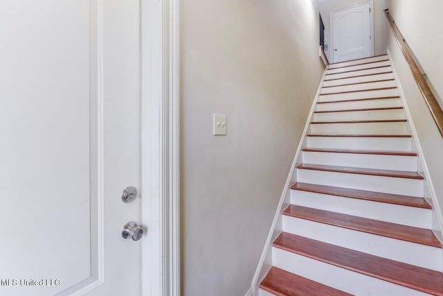 25 Oak Alley Lane, Long Beach, MS 39560