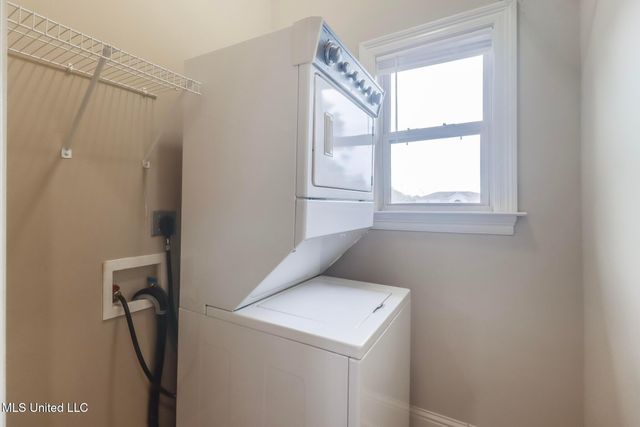 25 Oak Alley Lane, Long Beach, MS 39560