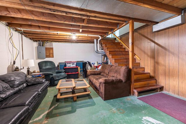 1010 N Elm Street, Platteville, WI 53818