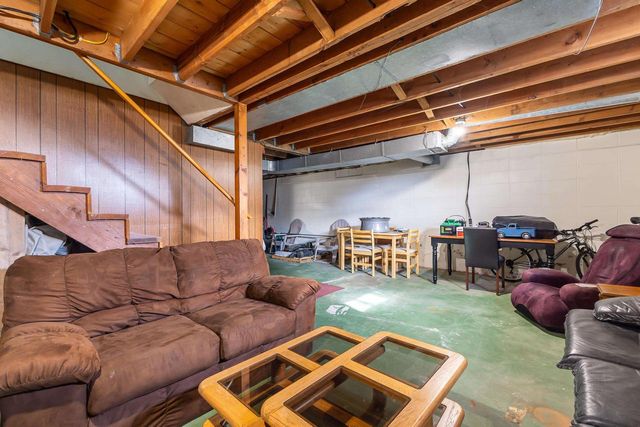 1010 N Elm Street, Platteville, WI 53818