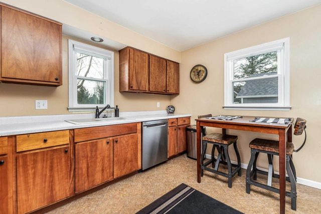 1010 N Elm Street, Platteville, WI 53818