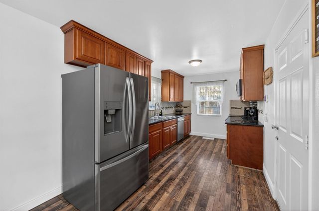 4913 N Diana Street, Fresno, CA 93726