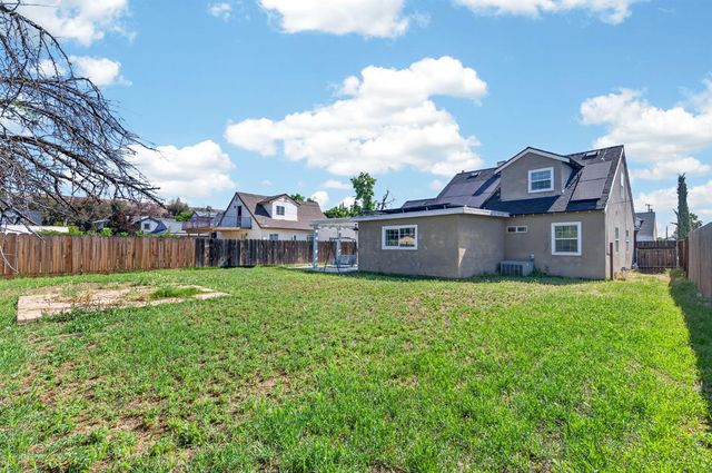 4913 N Diana Street, Fresno, CA 93726