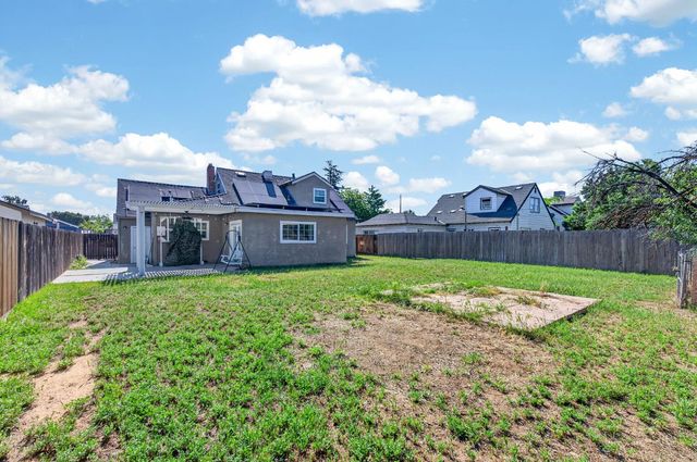 4913 N Diana Street, Fresno, CA 93726