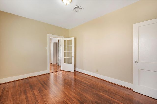 2611 Rosewood Street, Houston, TX 77004