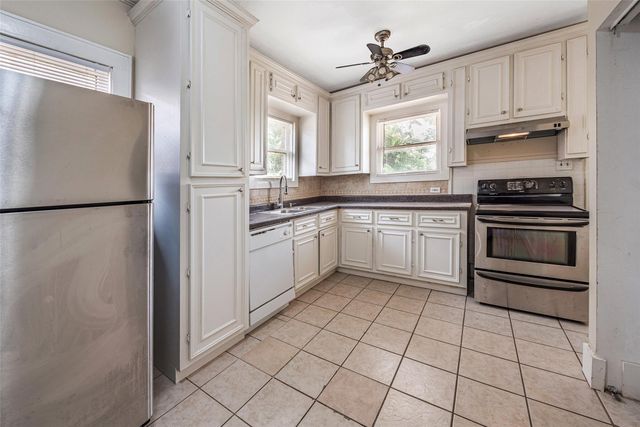 2611 Rosewood Street, Houston, TX 77004