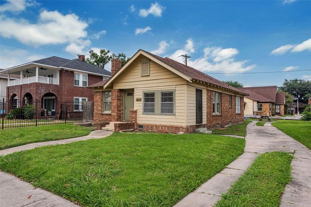 2611 Rosewood Street, Houston, TX 77004